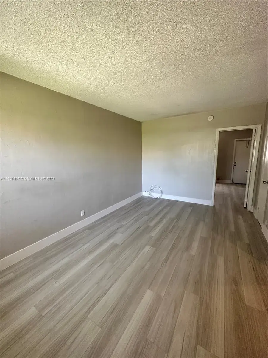 515 SE 9th St # 3, Fort Lauderdale FL 33316