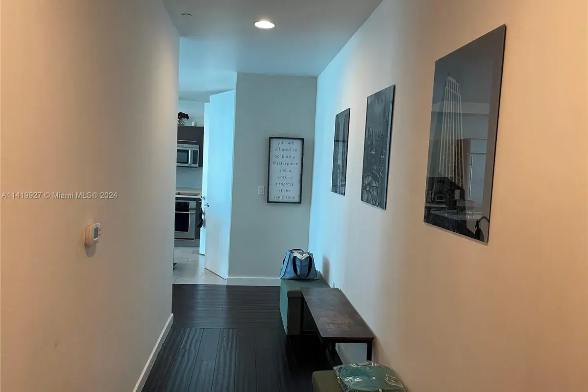 55 SE 6th St, Miami FL 33131