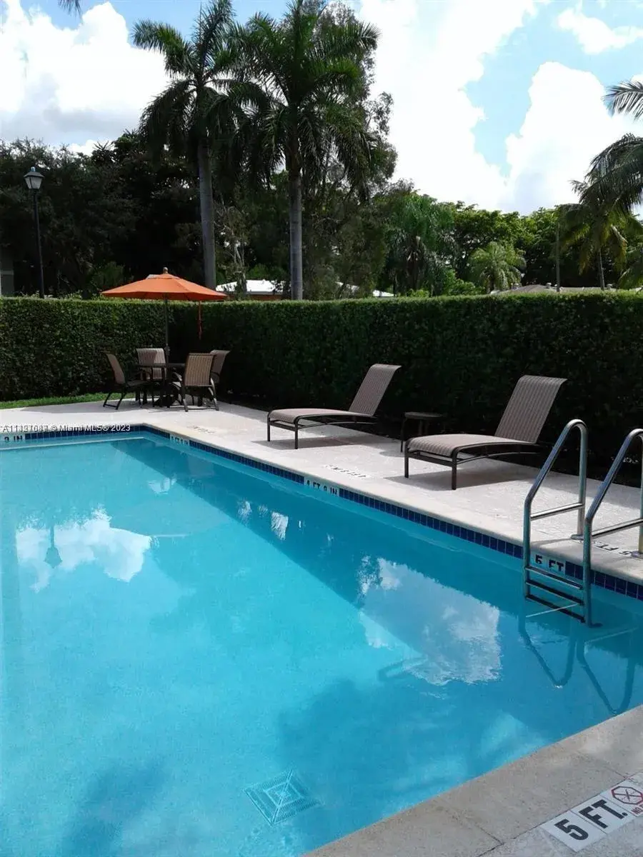 101 Hidden Court rd # A, Hollywood FL 33023