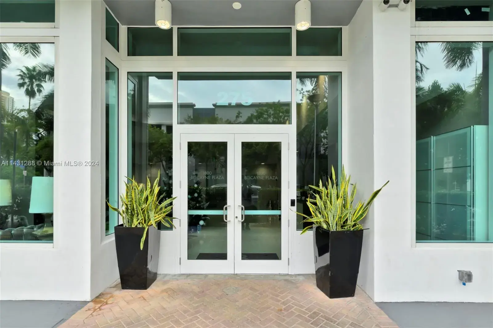 275 NE 18th St, Miami FL 33132