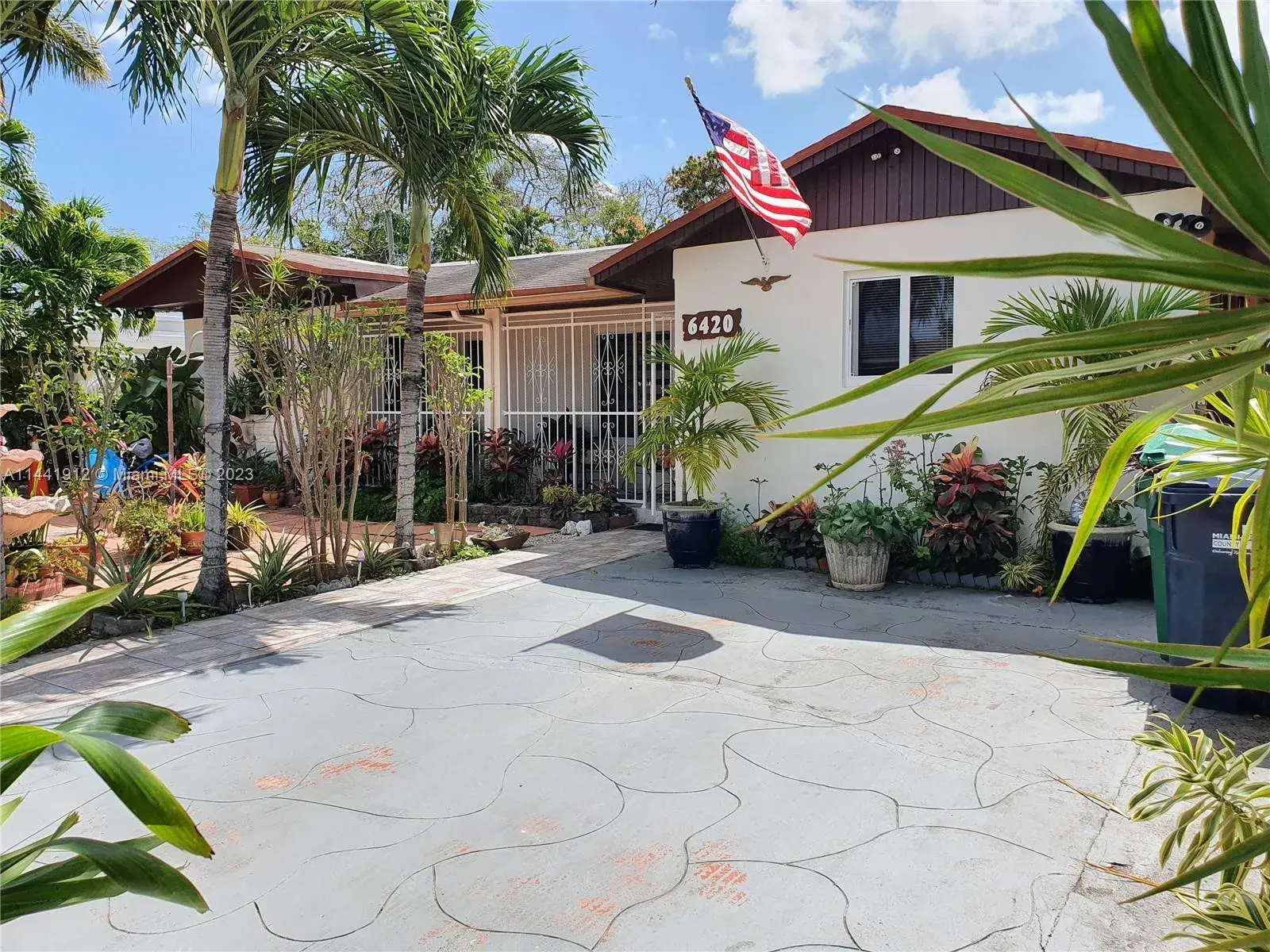 6420 SW 42nd St, Miami FL 33155
