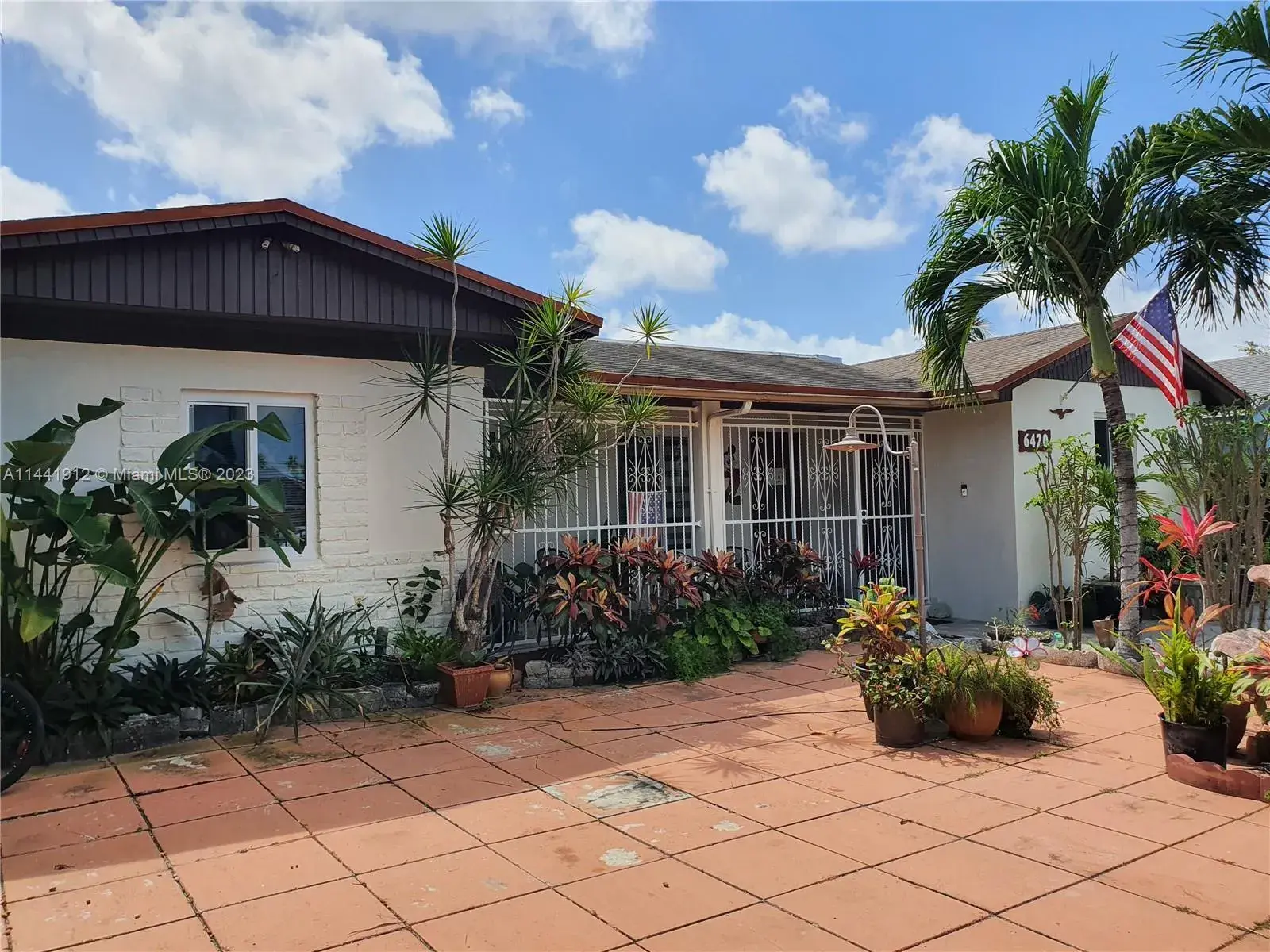 6420 SW 42nd St, Miami FL 33155
