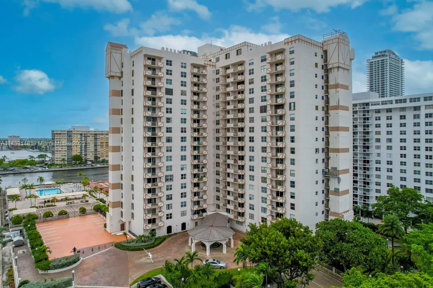 1865 S Ocean Dr # 10C, Hallandale Beach FL 33009