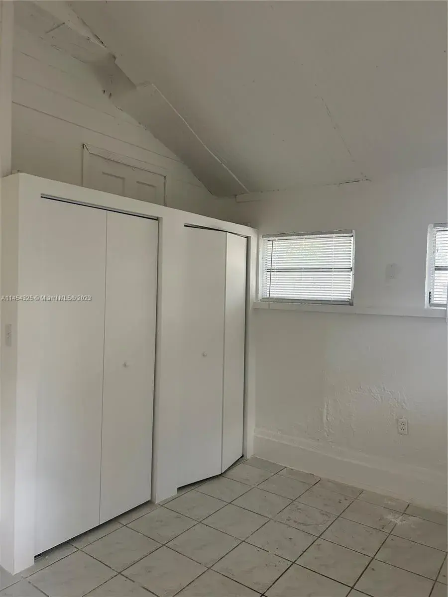 1 bath Residential Lease for rent at 4121 NW 11th Pl, Miami FL 33127