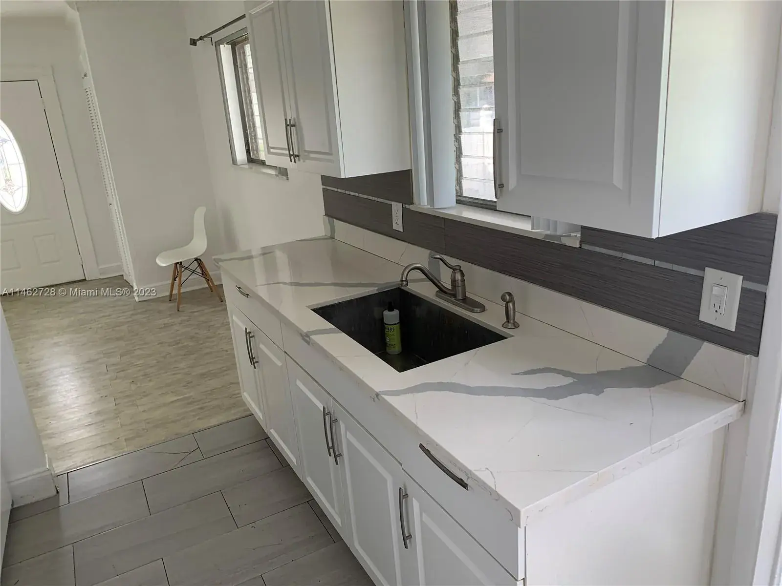 3 bedroom 1 bath Residential Lease for rent at 121 NE 169th Ter, North Miami Beach FL 33162