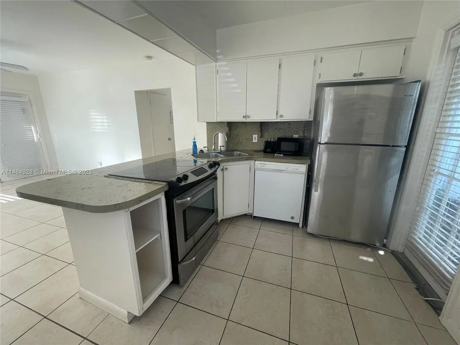 737 NE 16th Ave # 1, Fort Lauderdale FL 33304
