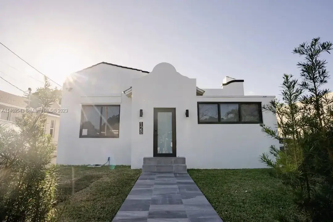 3 bedroom 2 bath Residential for sale at 128 NW 26th Ave, Miami FL 33125