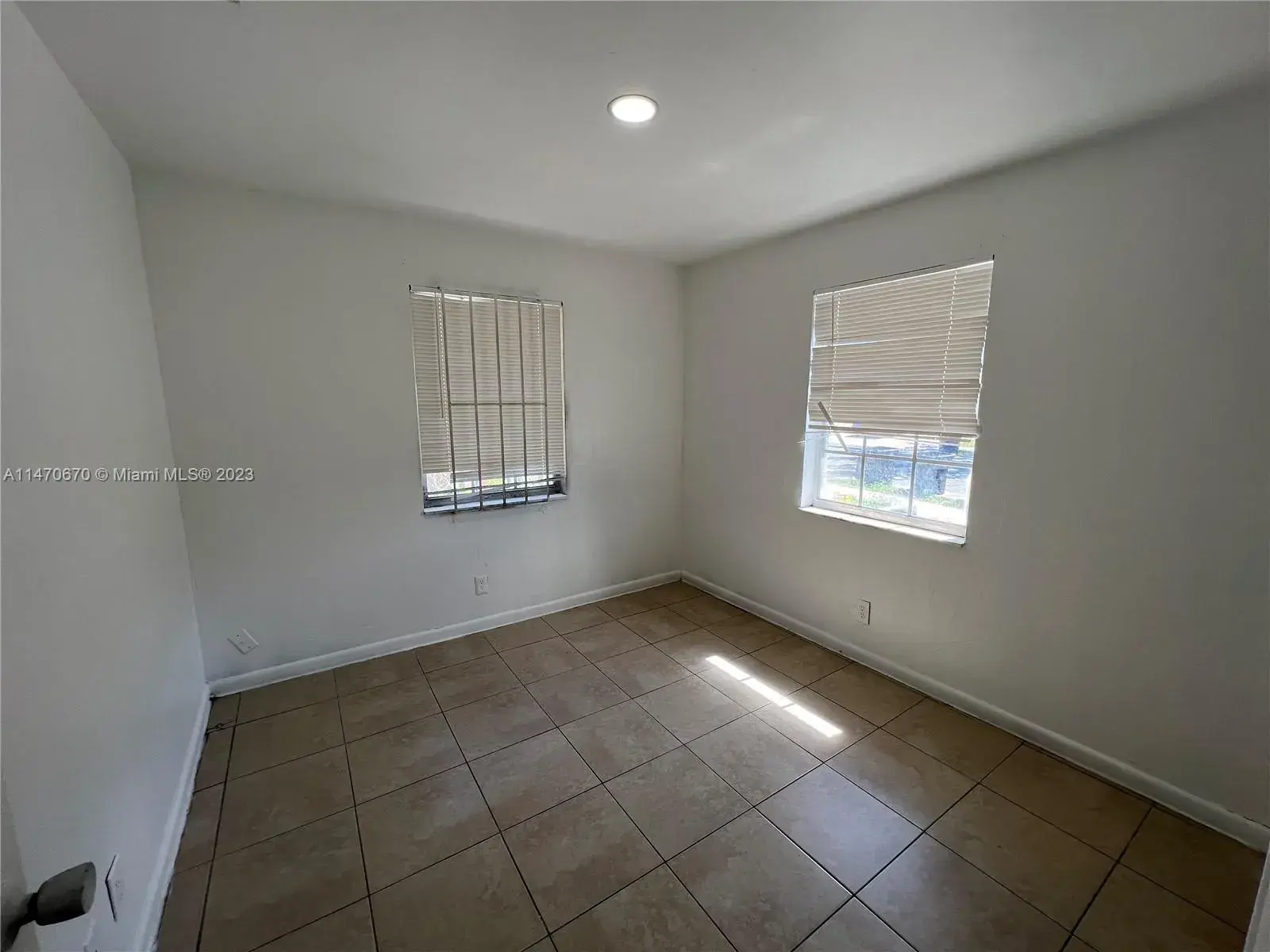 817 5th St # 3, West Palm Beach FL 33401