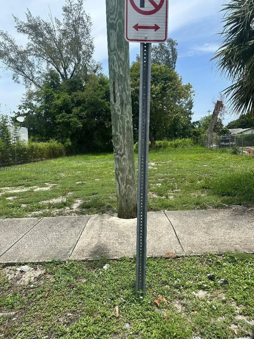 for sale at 3508 Greenwood Ave, West Palm Beach FL 33407