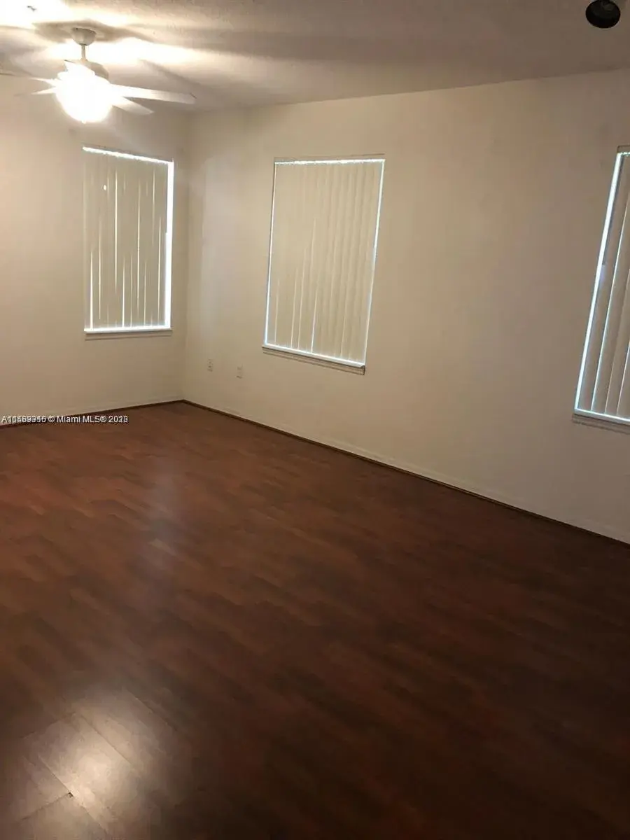 6840 W Sample Rd # 6840, Coral Springs FL 33067