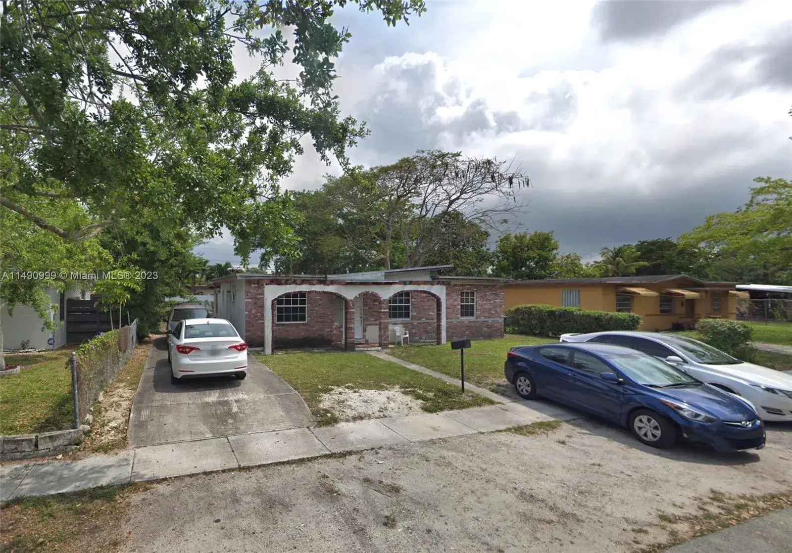 4 bedroom 2 bath Residential for sale at 13725 NW 4th Ct, North Miami FL 33168