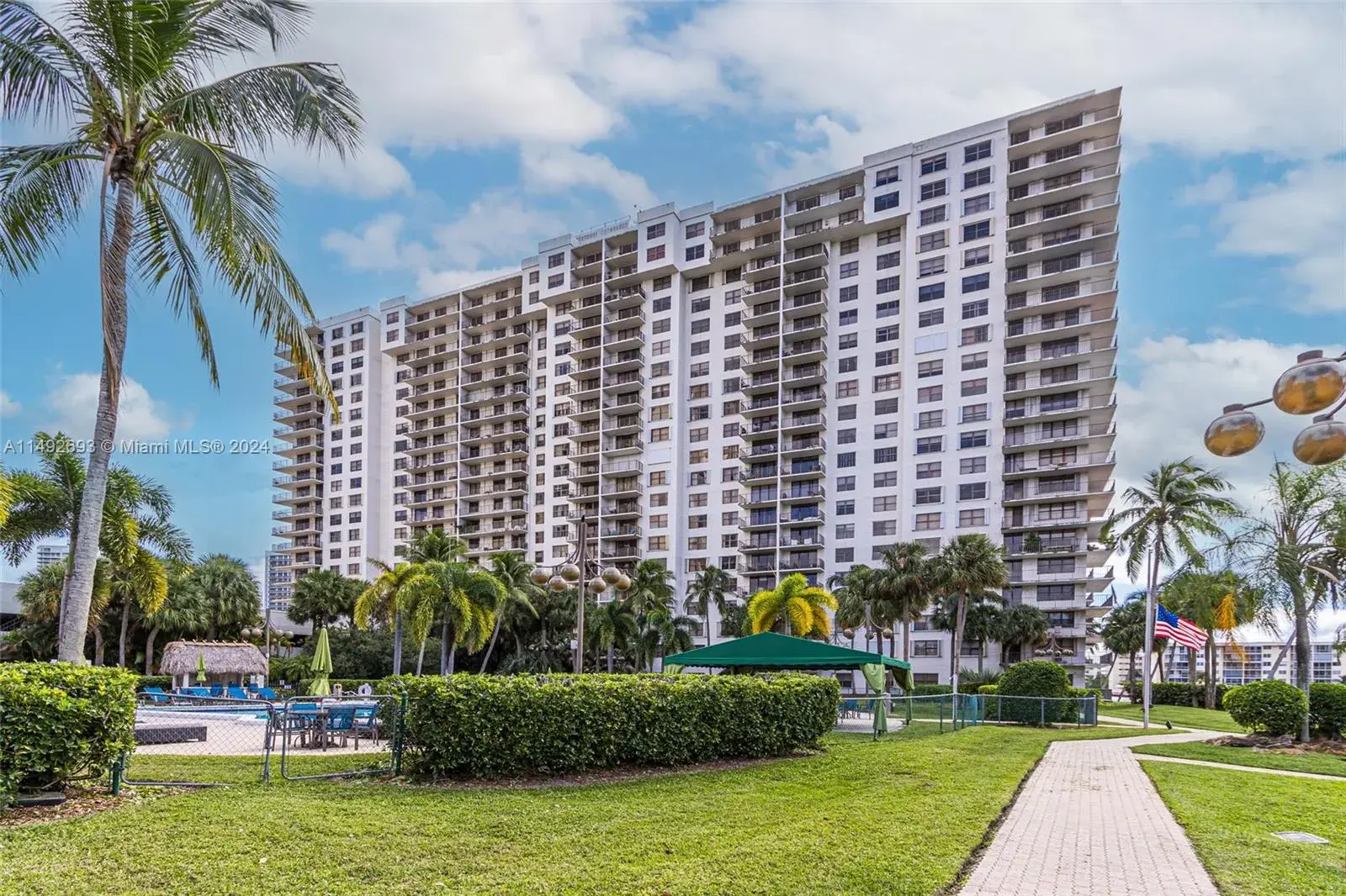 18151 NE 31st Ct # 1606, Aventura FL 33160