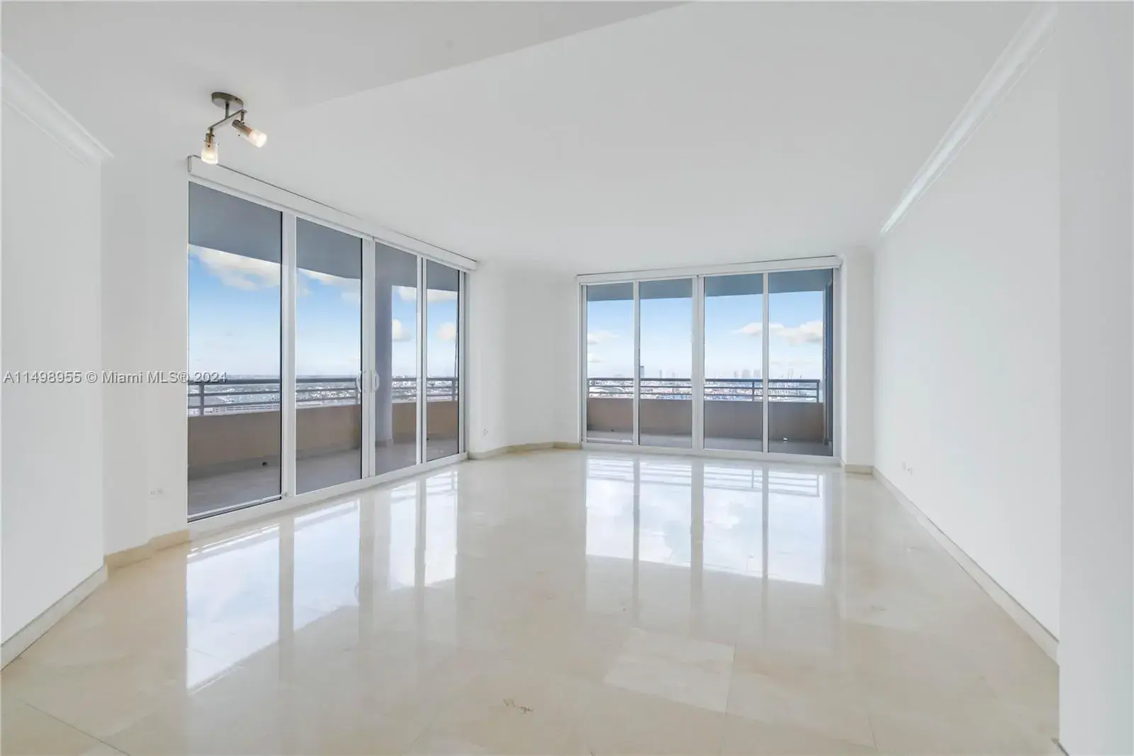 808 BRICKELL KEY DR # 3201, Miami FL 33131