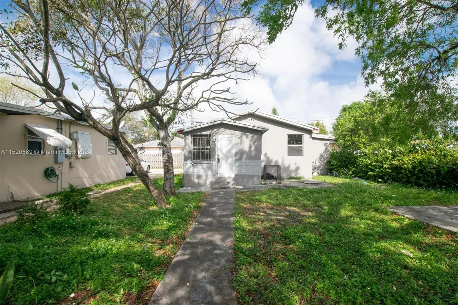 2 bedroom 1 bath Residential for sale at 2239 Sheridan St, Hollywood FL 33020