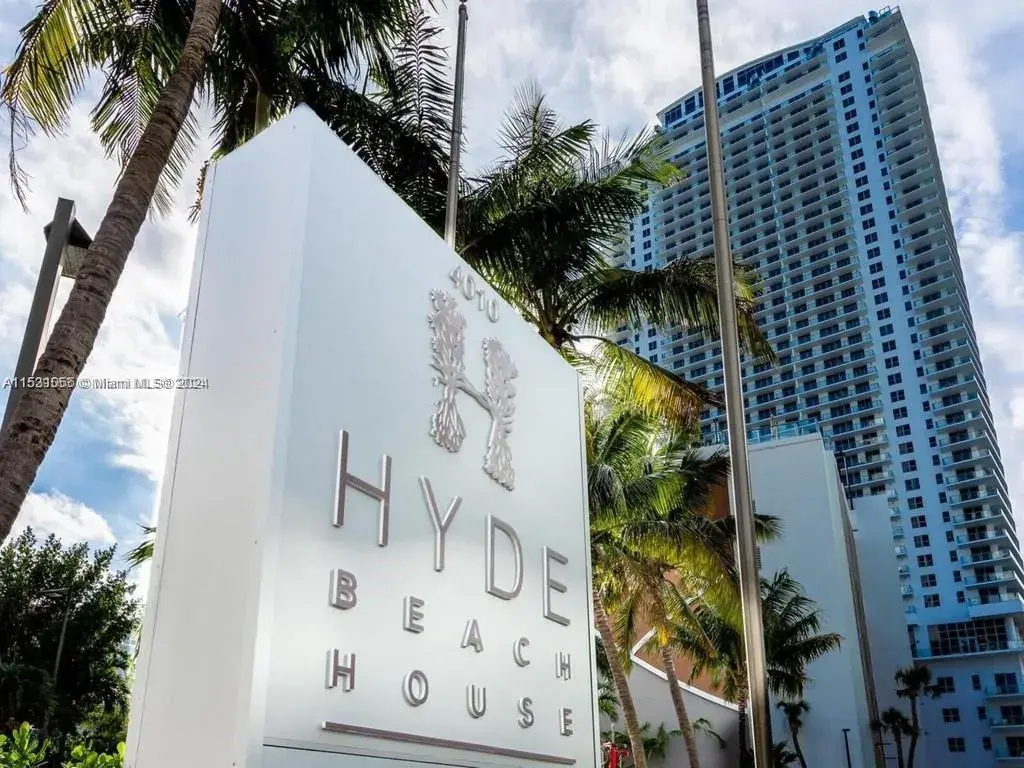 2 bedroom 2 bath for sale at 4010 S Ocean Dr # R707, Hollywood FL 33019