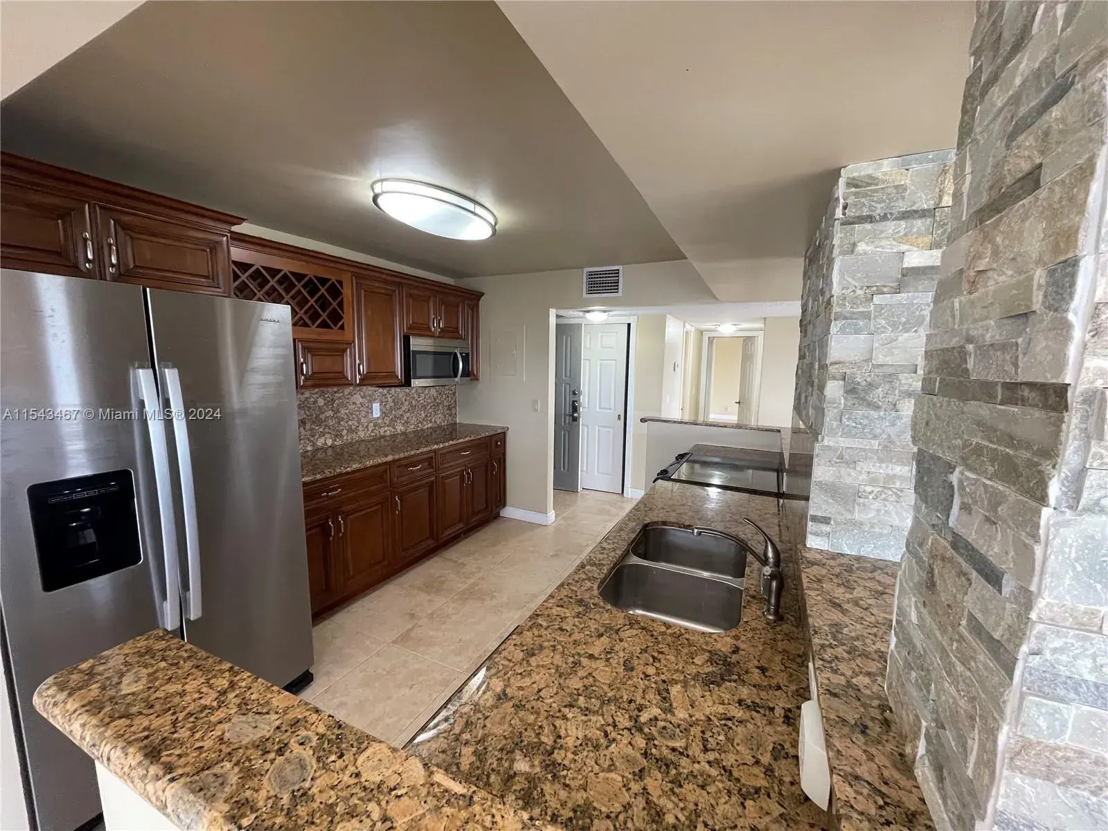 200 Leslie Dr # 1109, Hallandale Beach FL 33009