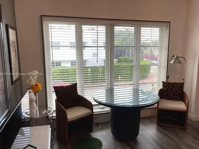 550 15th St # 201, Miami Beach FL 33139