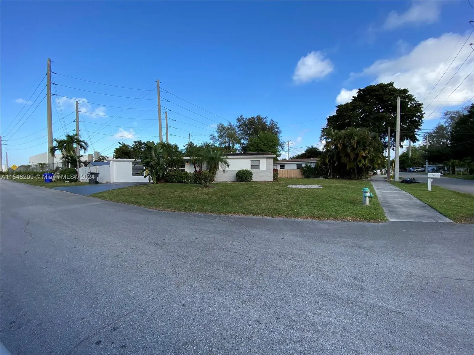 2900 N 58th Ave, Hollywood FL 33021