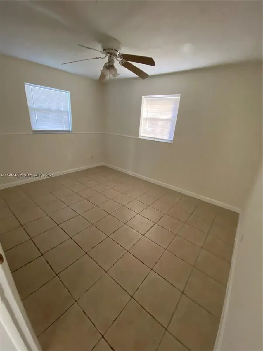 2900 N 58th Ave, Hollywood FL 33021