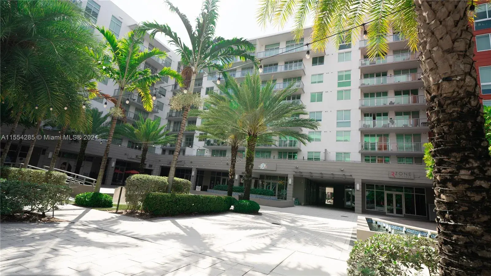 7661 NW 107th Ave # 714, Doral FL 33178