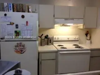 2 bedroom 2 bath Residential for sale at 8160 Geneva Ct # 206, Doral FL 33166