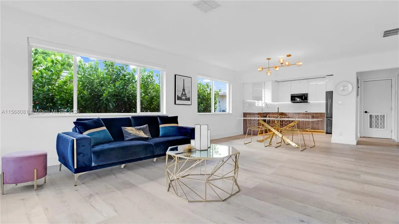 Residential Income for sale at 805 NE 6th St, Hallandale Beach FL 33009