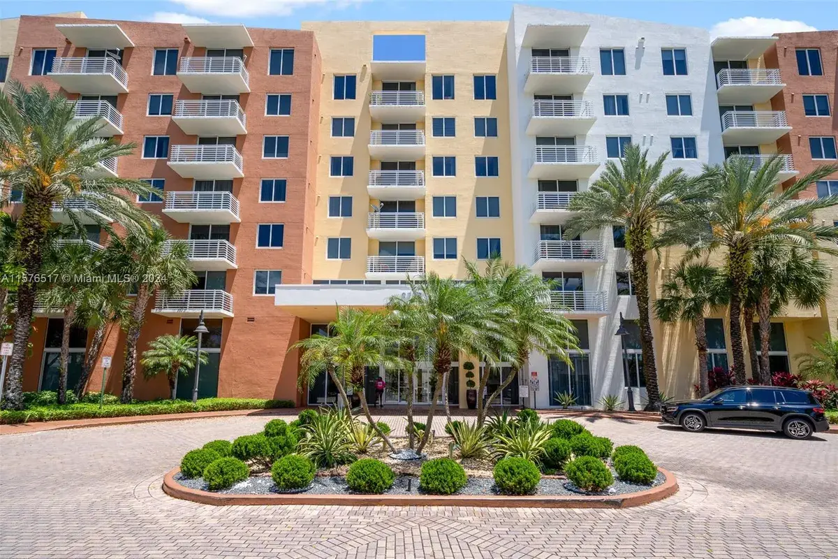 2775 NE 187th St # 117, Aventura FL 33180