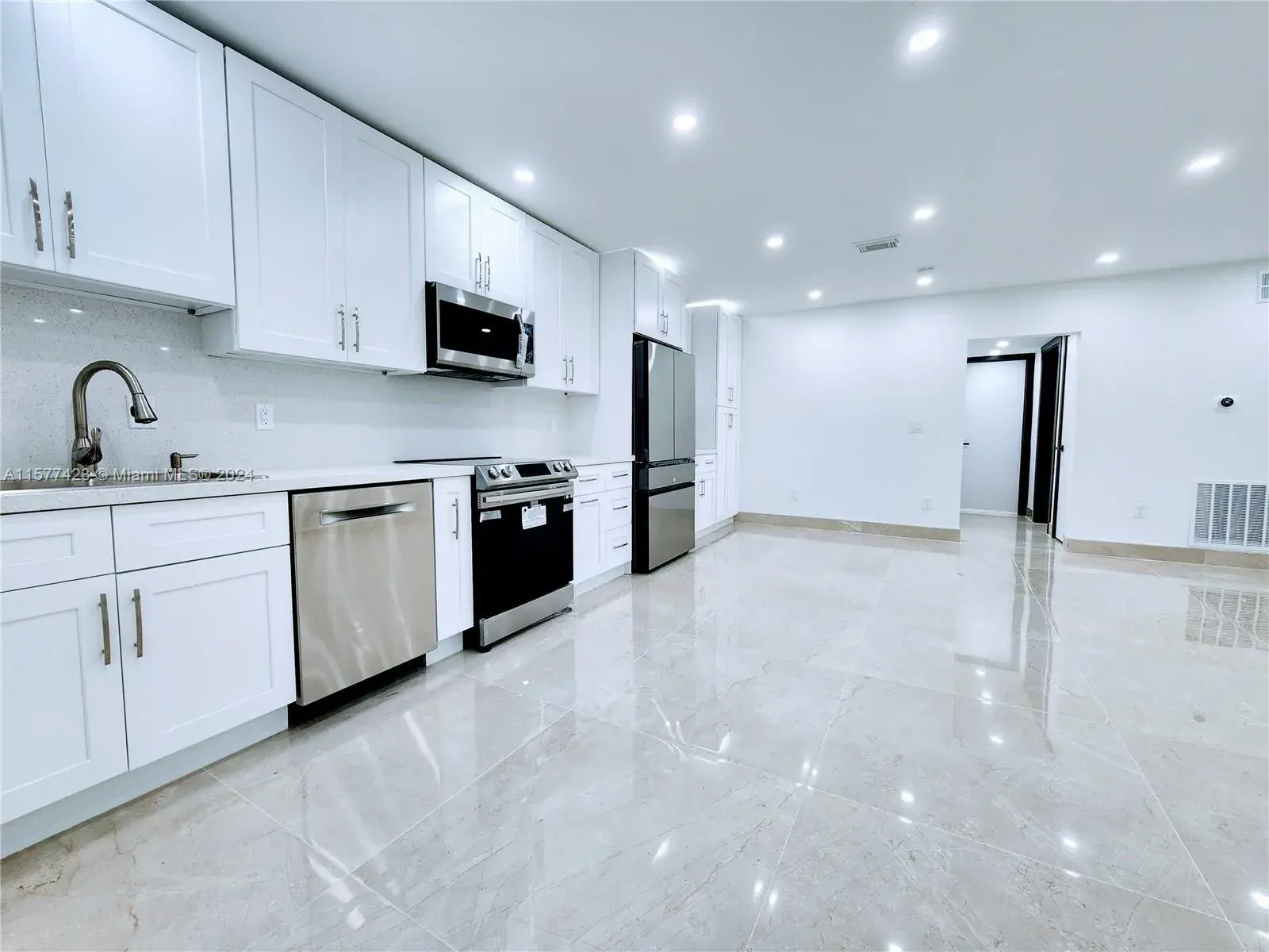2 bedroom 2 bath Residential for sale at 11930 NE 19th Dr # 3, North Miami FL 33181