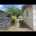3411 NW 211th St, Miami Gardens FL 33056