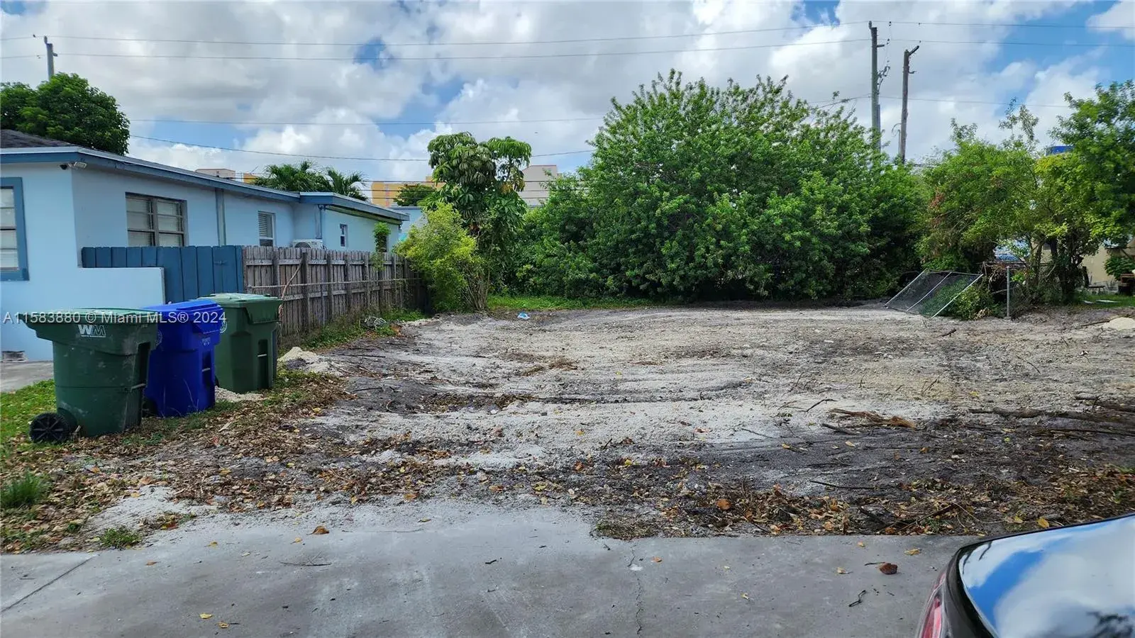 4731 NW 6th St, Miami FL 33126