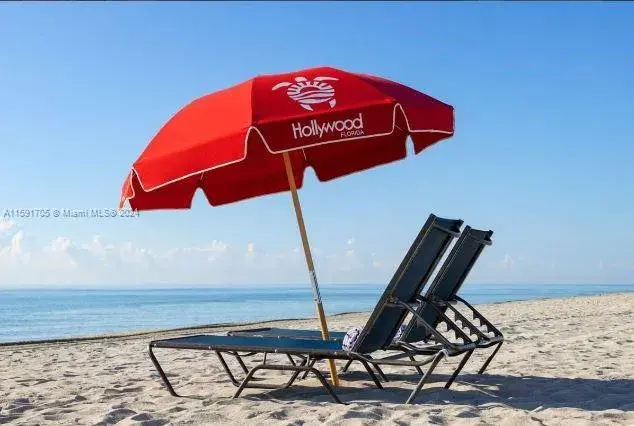 1 bedroom 1 bath Residential for sale at 777 N Ocean Dr # N302, Hollywood FL 33019
