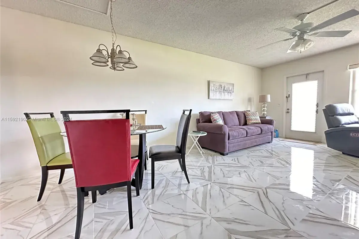 569 Fanshaw  N # 569, Boca Raton FL 33434