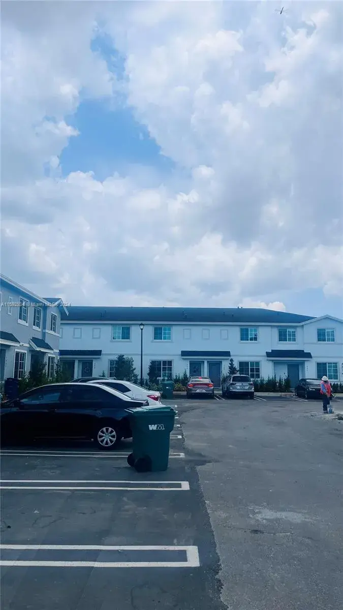 1065 NW 4 TER # 1065, Florida City FL 33034