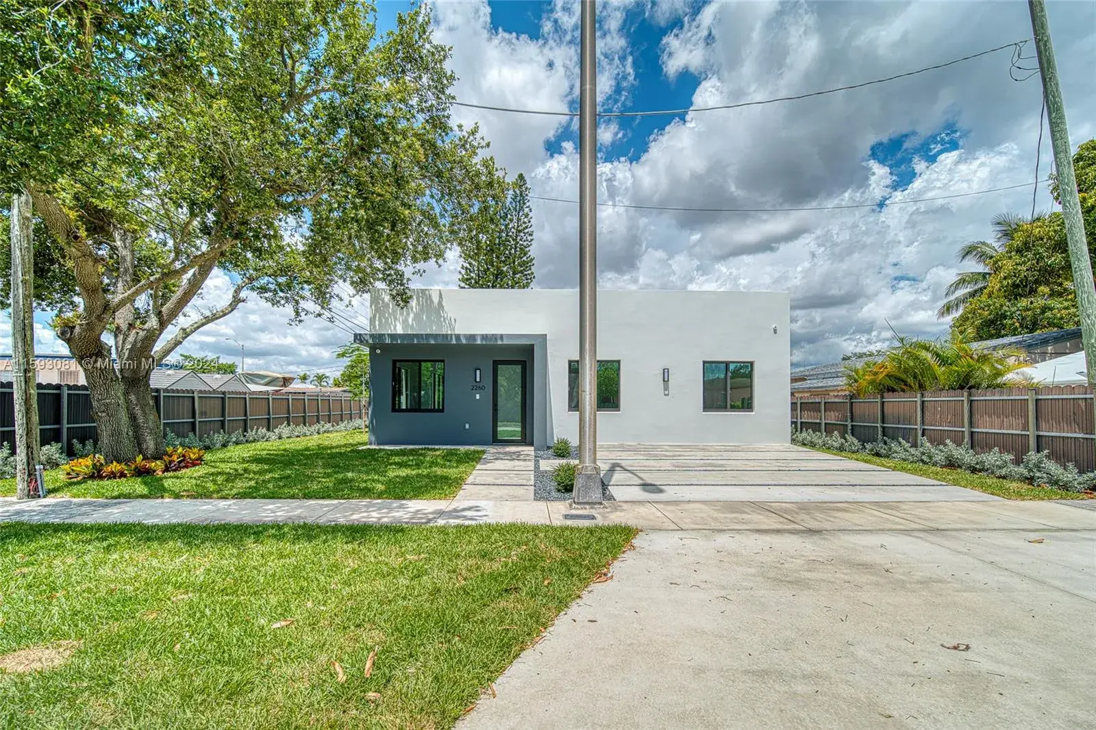 2260 E 9th Ave, Hialeah FL 33013