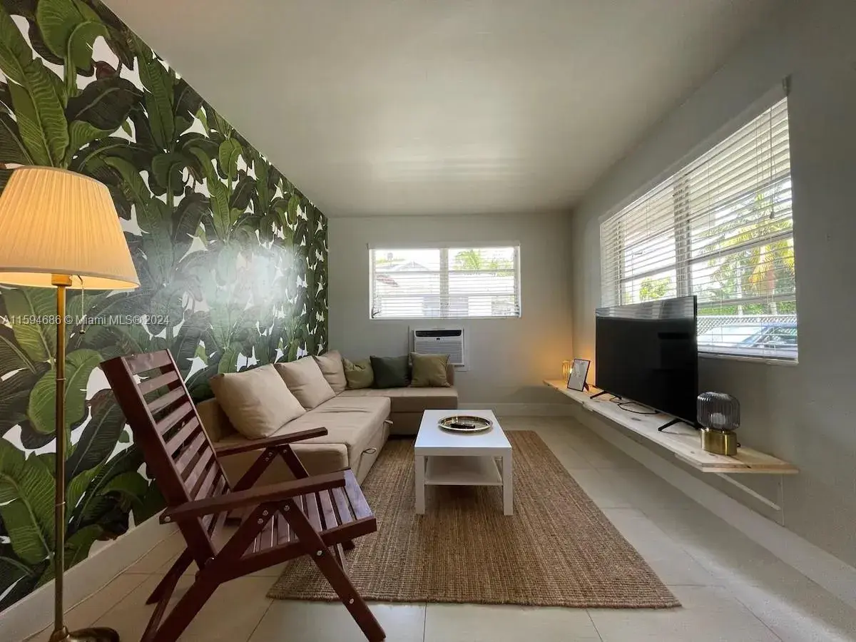 2 bedroom 1 bath Residential Lease for rent at 322 NE 55th Ter # 322, Miami FL 33137