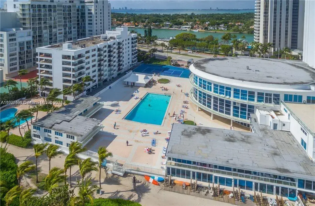 1 bath for sale at 5445 Collins Ave # 1735, Miami Beach FL 33140