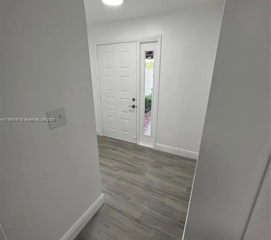 2050 SW 122nd Ave # 22, Miami FL 33175