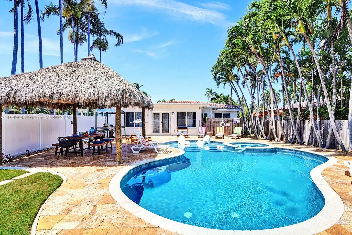 1206 Lincoln St, Hollywood FL 33019