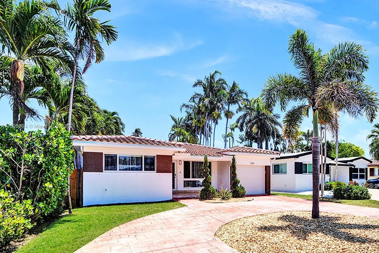 1206 Lincoln St, Hollywood FL 33019