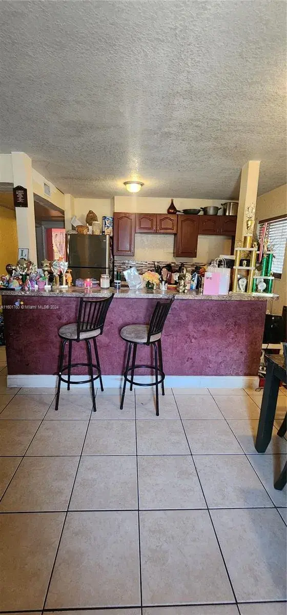 1218 NW 13th Ct, Fort Lauderdale FL 33311