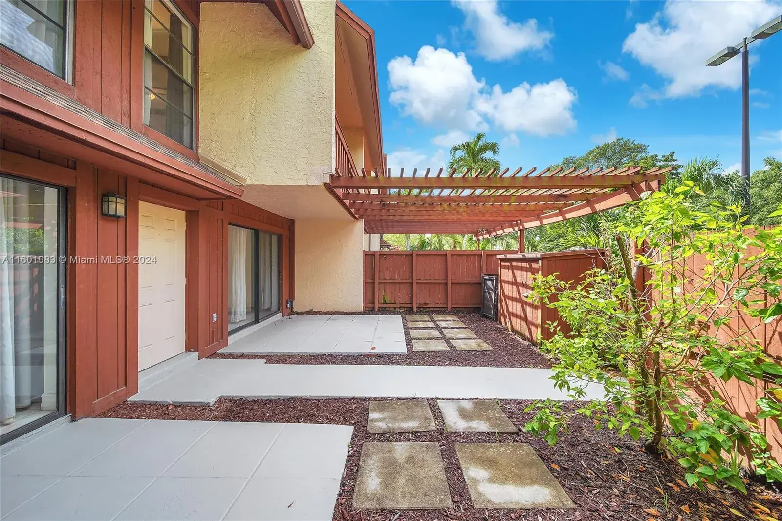 7124 SW 114th Pl # C, Miami FL 33173
