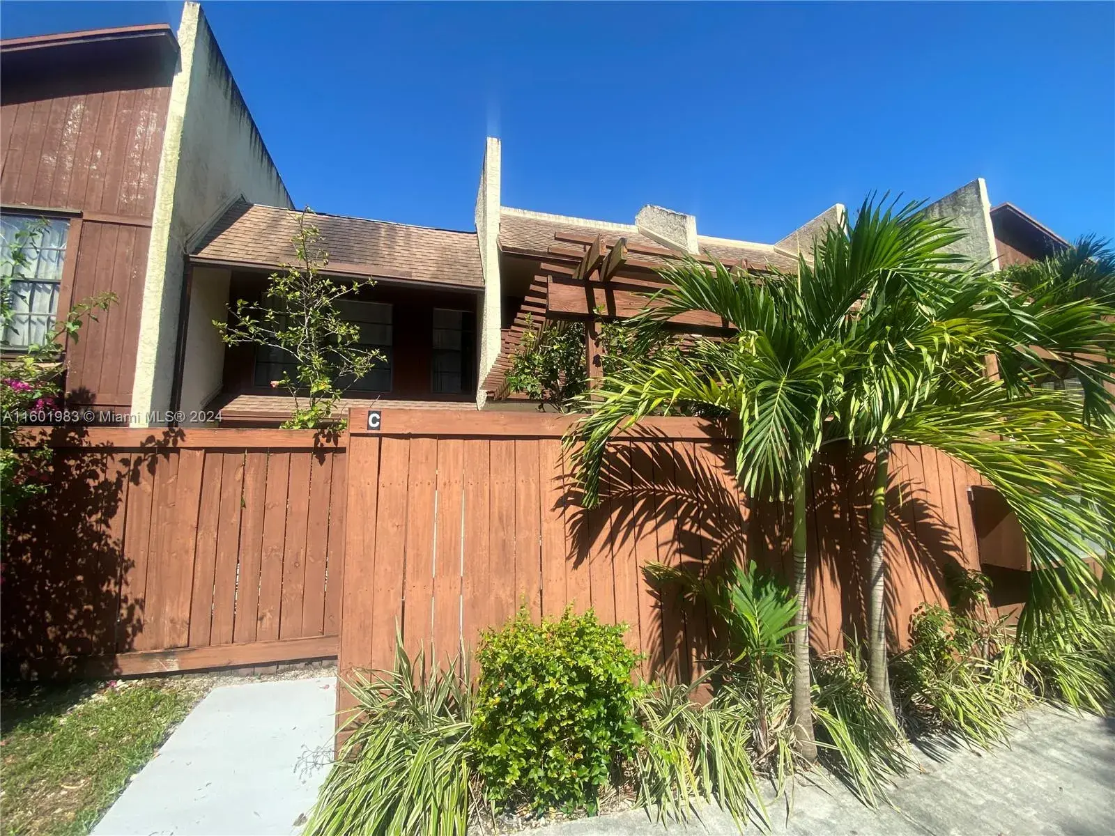 7124 SW 114th Pl # C, Miami FL 33173