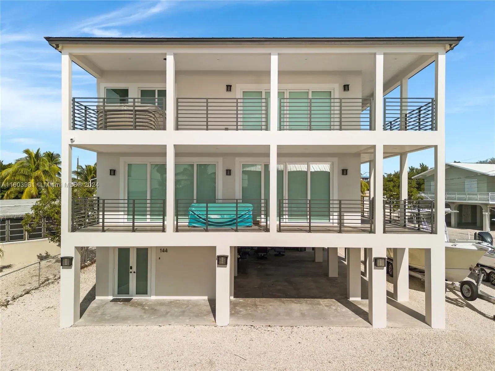 4 bedroom 3 bath Residential Lease for rent at 144 Blue Harbor, Tavernier FL 33070