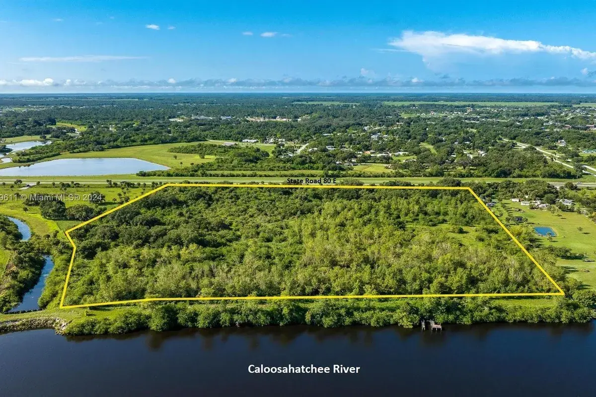1984 E State Road 80, La Belle FL 33935