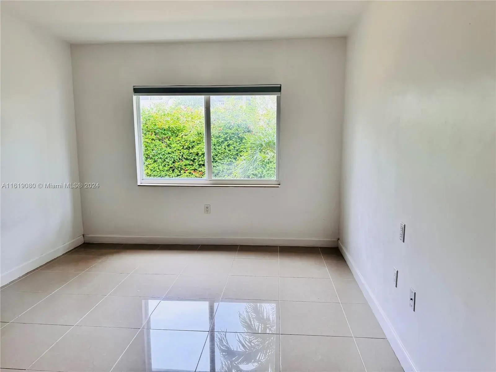 1035 94th St # 3, Bay Harbor Islands FL 33154