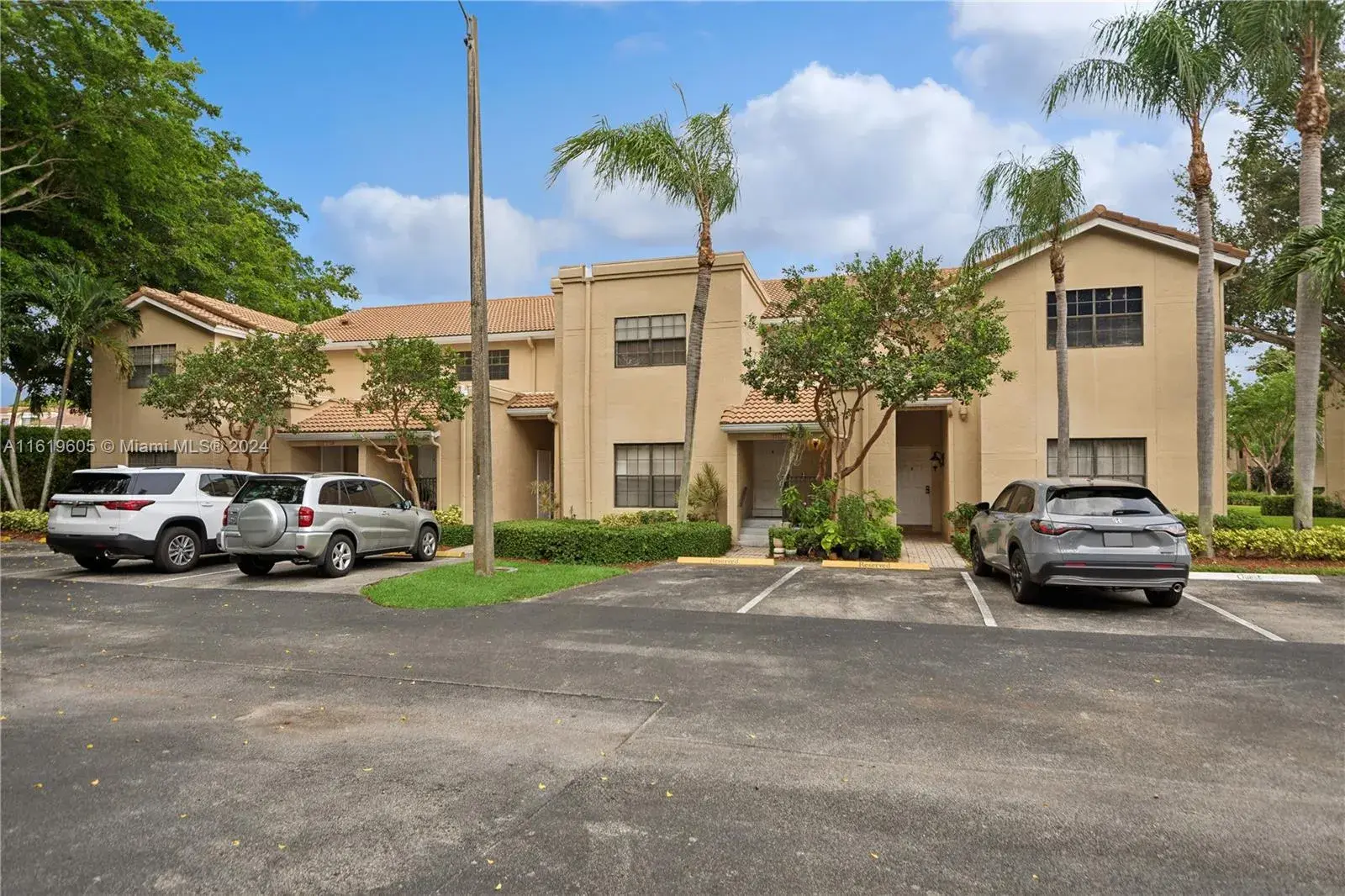 6674 Montego Bay Blvd # F, Boca Raton FL 33433