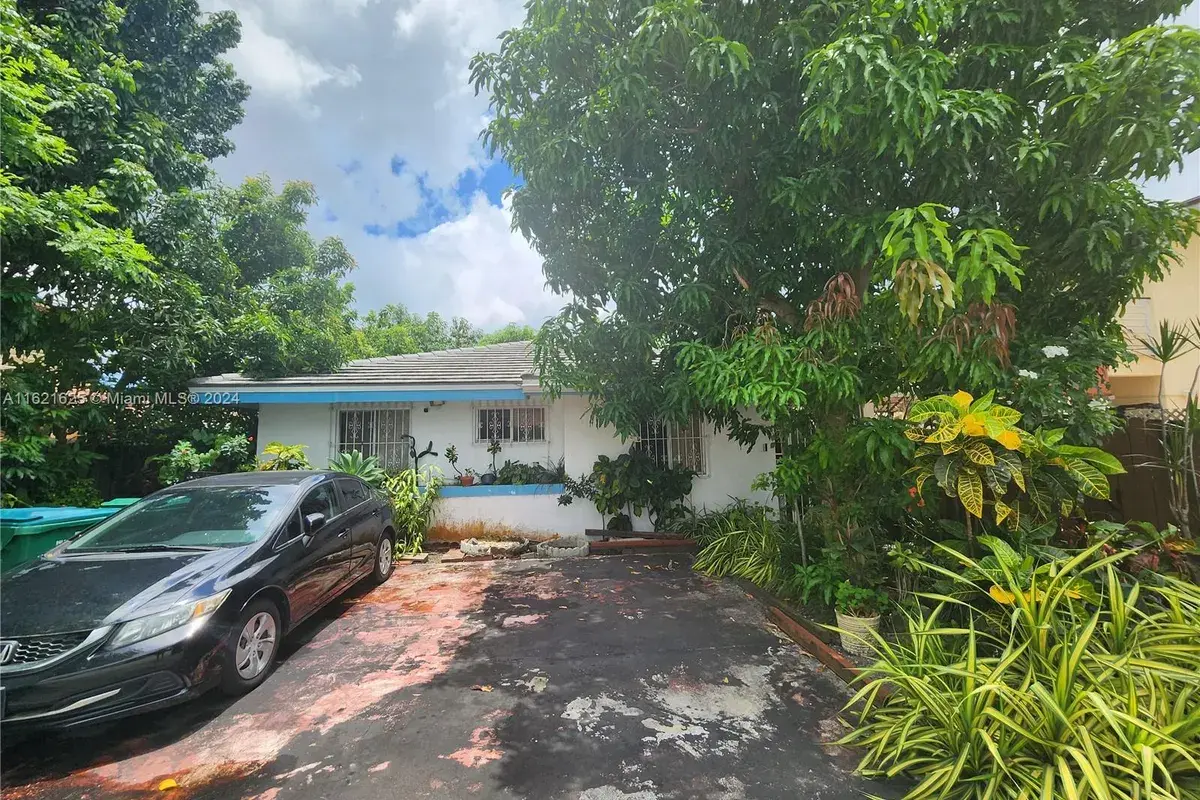 14910 SW 92nd Ter, Miami FL 33196