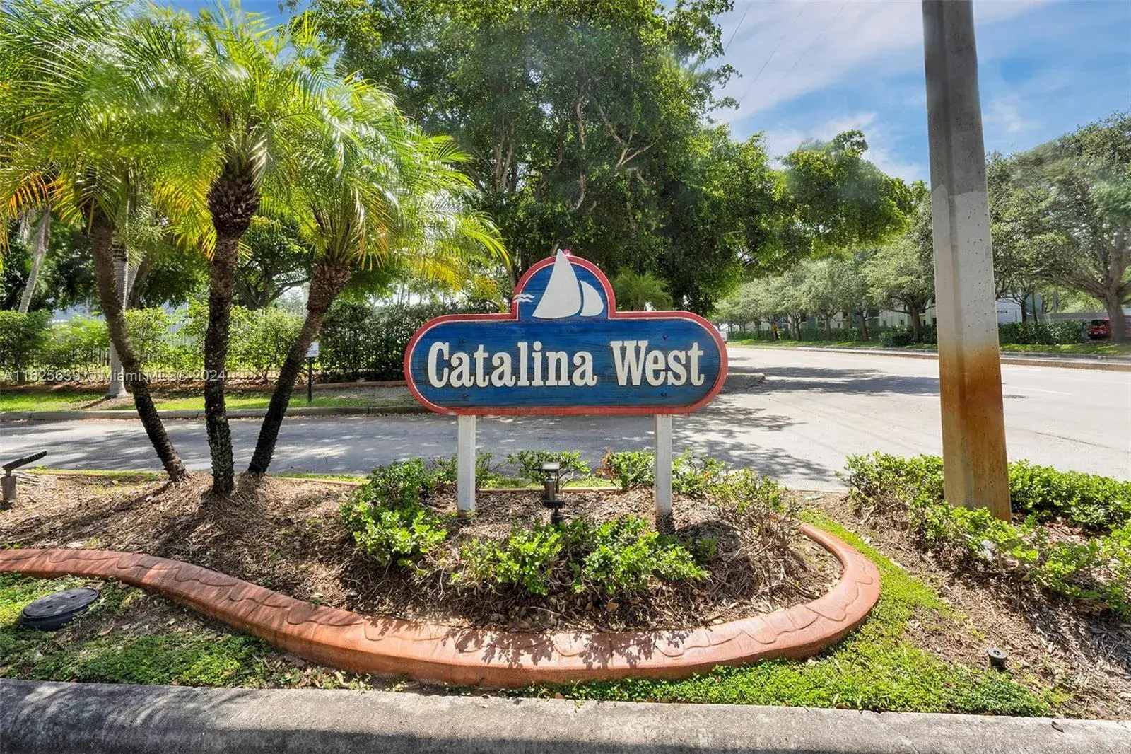22273 SW 97th Ct, Cutler Bay FL 33190