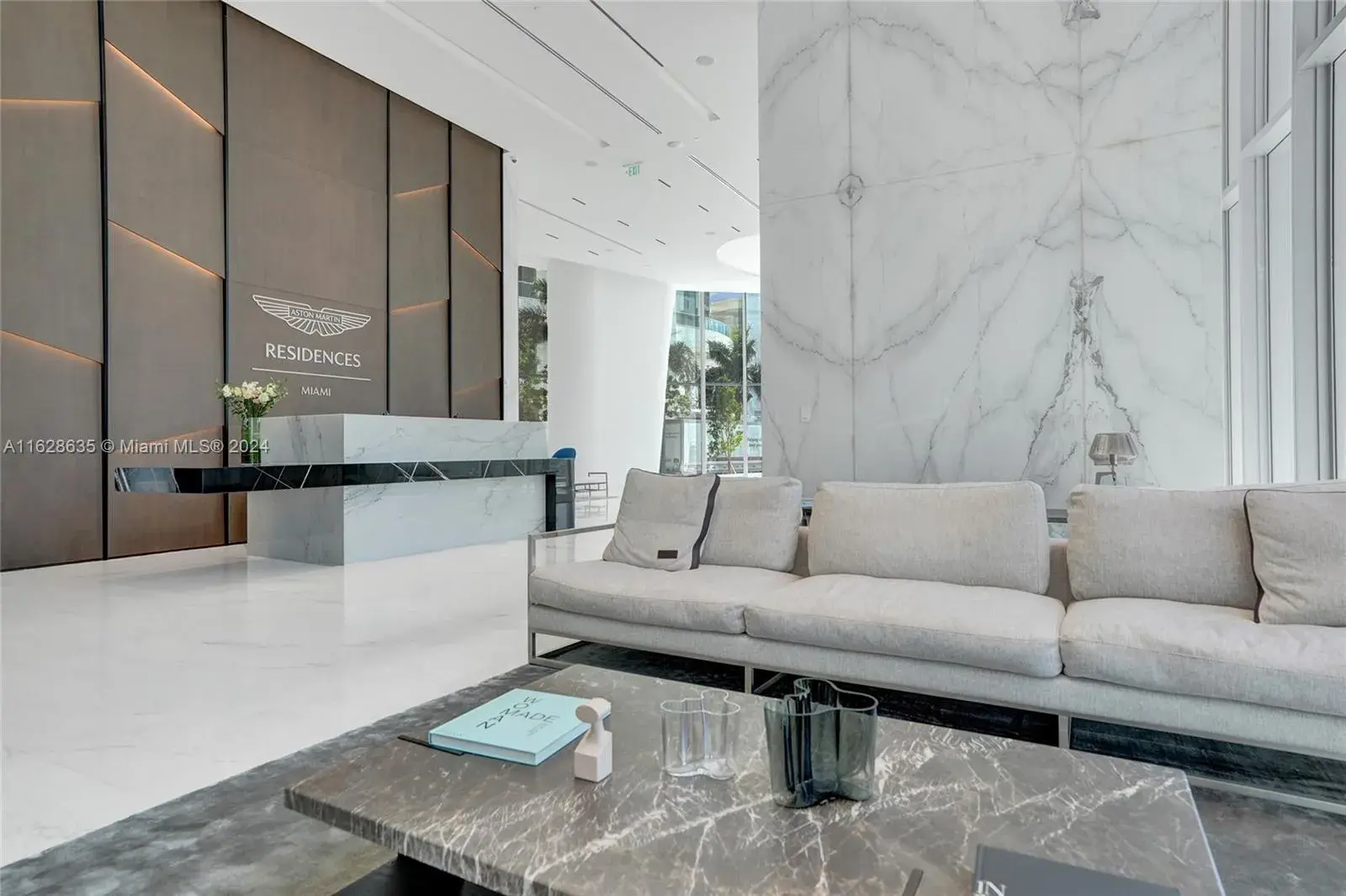 300 Biscayne Blvd Way # 1807, Miami FL 33131