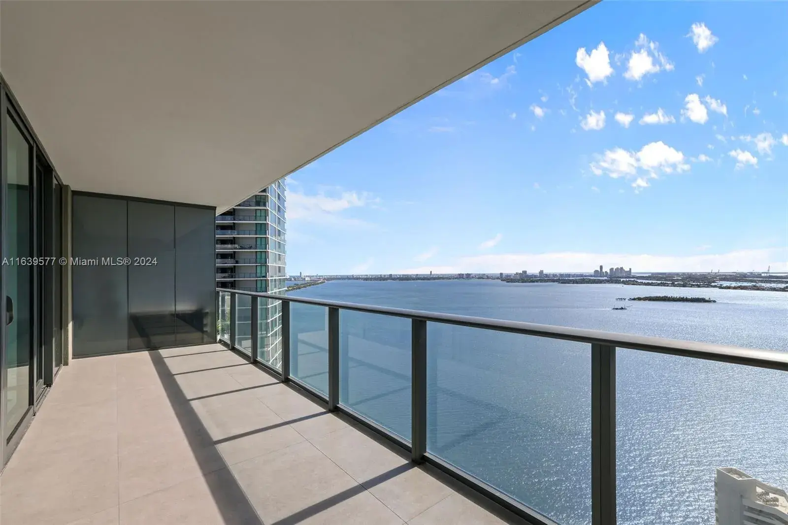 2 bedroom 3 bath Residential for sale at 650 NE 32nd St # 3203, Miami FL 33137